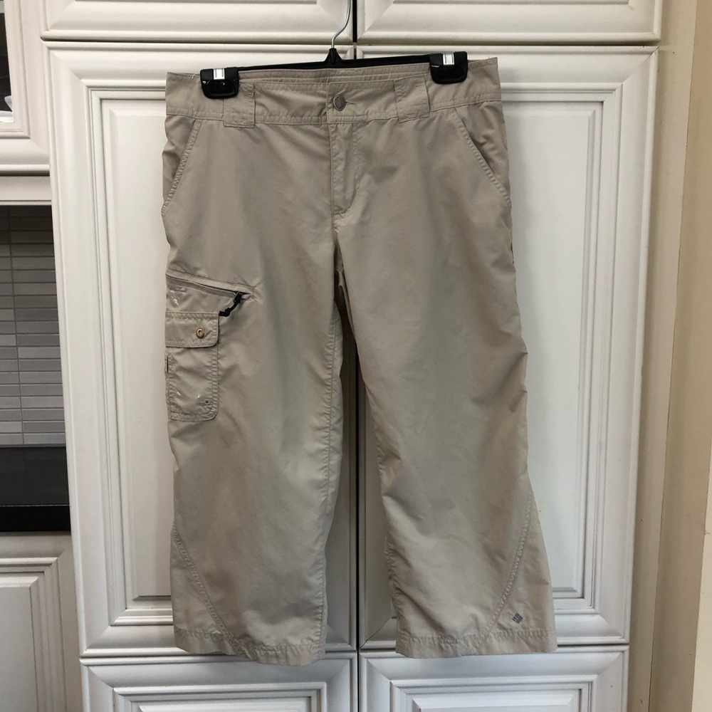 Columbia Women's Beige Outdoor Capris
